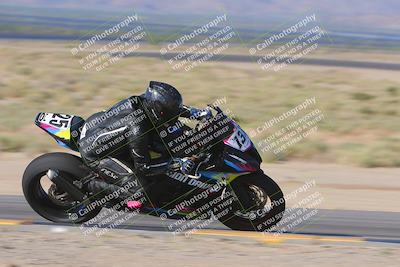 media/Sep-09-2023-SoCal Trackdays (Sat) [[6f49351c42]]/Turn 9 Inside (9am)/